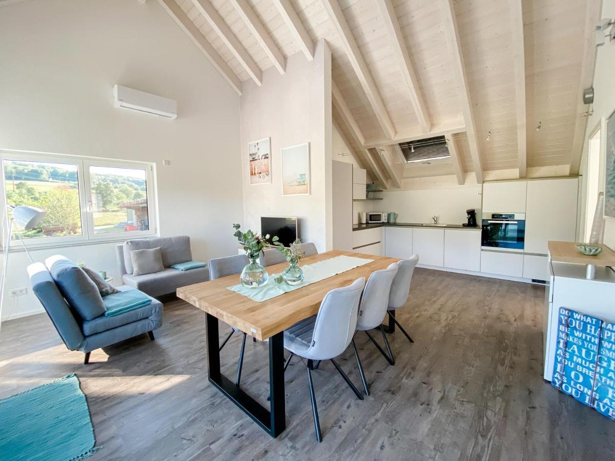 Wunderschoene Helle Wohnung Mit Grosser Dachterrasse Gottmadingen Exterior photo