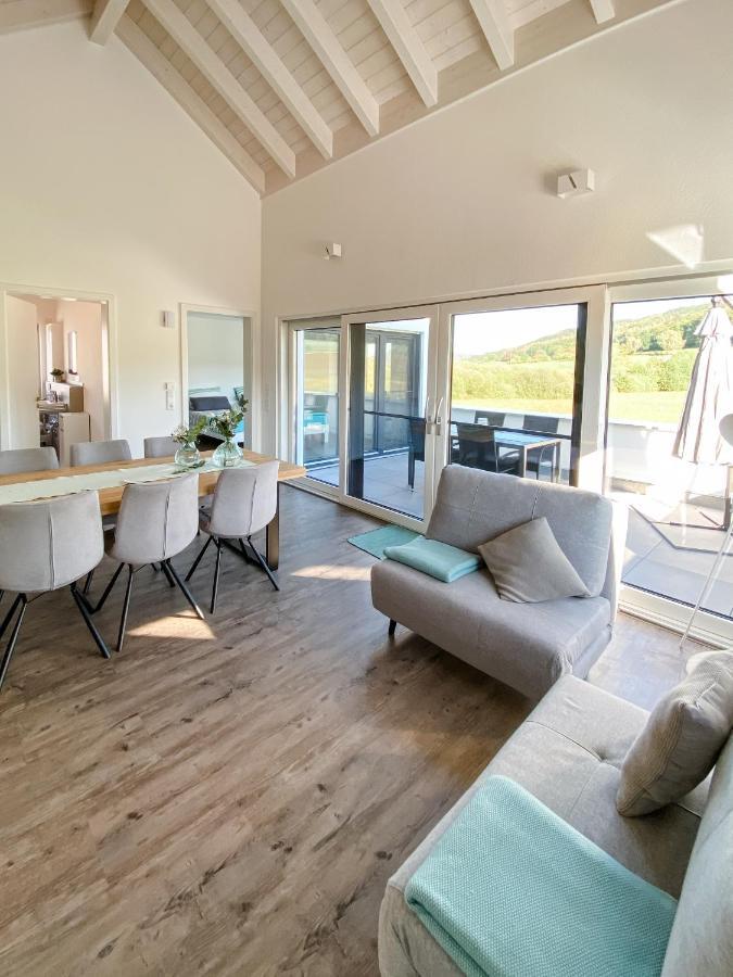 Wunderschoene Helle Wohnung Mit Grosser Dachterrasse Gottmadingen Exterior photo
