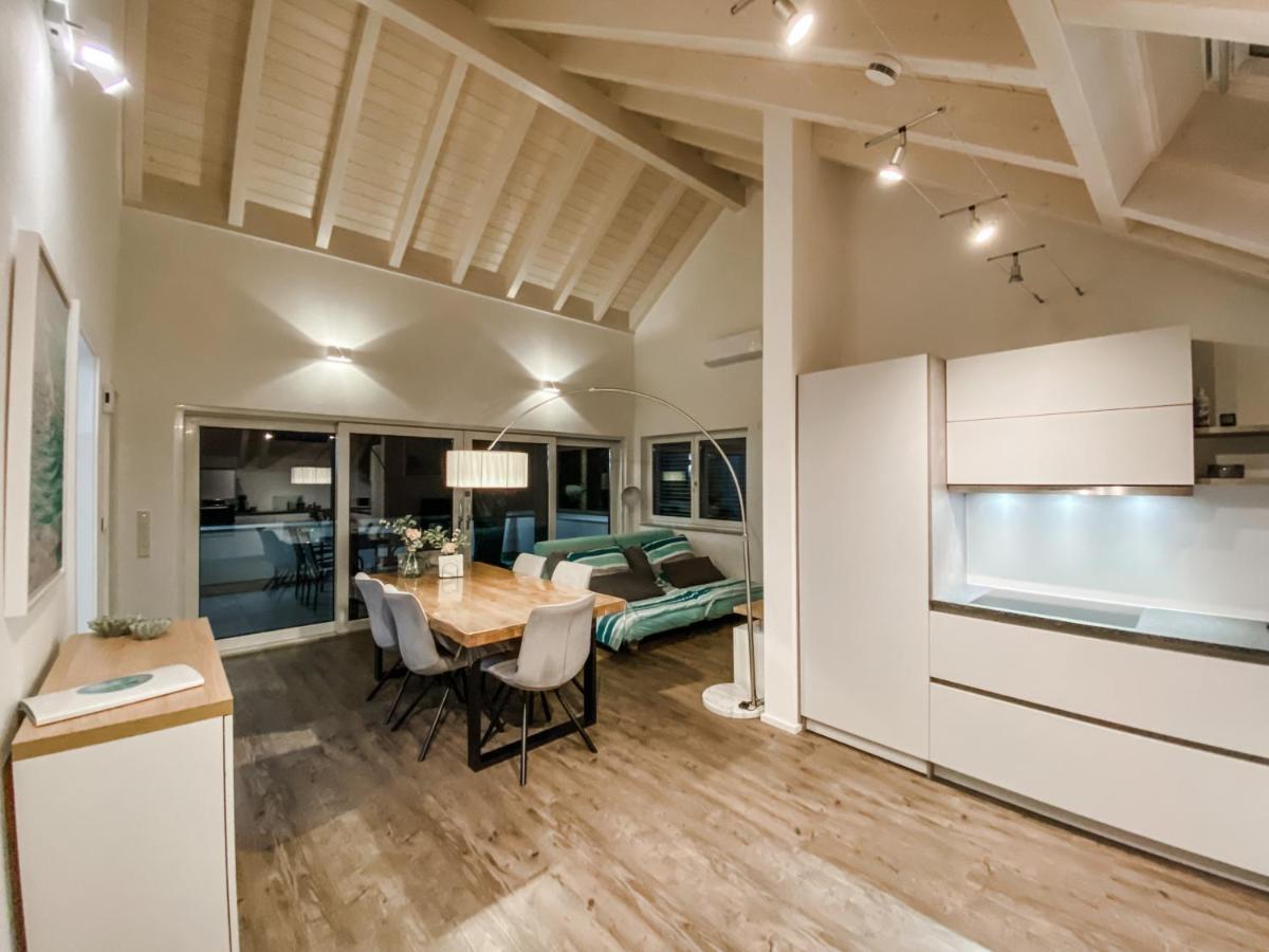 Wunderschoene Helle Wohnung Mit Grosser Dachterrasse Gottmadingen Exterior photo
